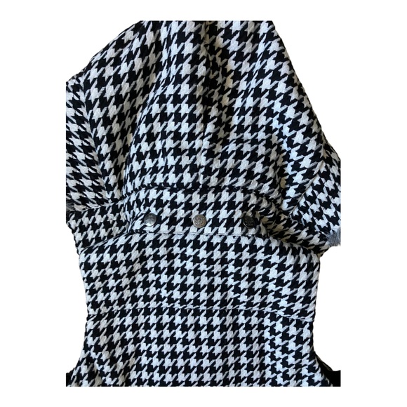 Jack BB Dakota Women's Small Sleeveless Button Up Vest With Detachable Fur Hood - Picture 6 of 8